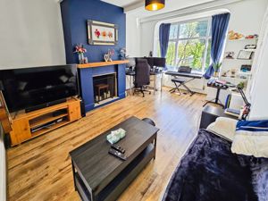 Lounge- click for photo gallery